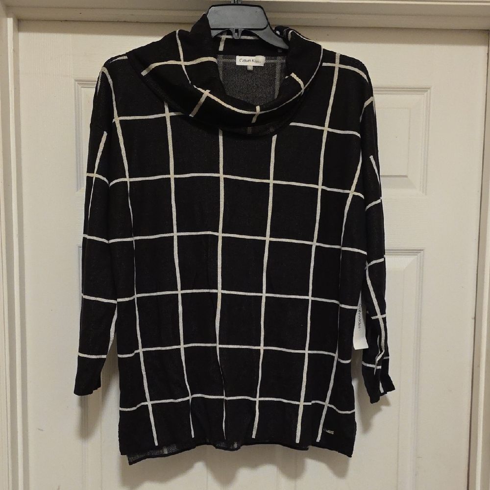 Calvin Klein Black and White Knit Sweater